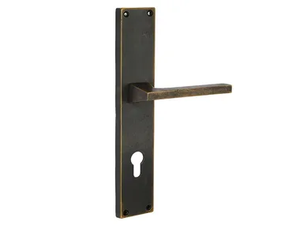 LATUS MG2401 - Bronze door handle on back plate _ Fama International